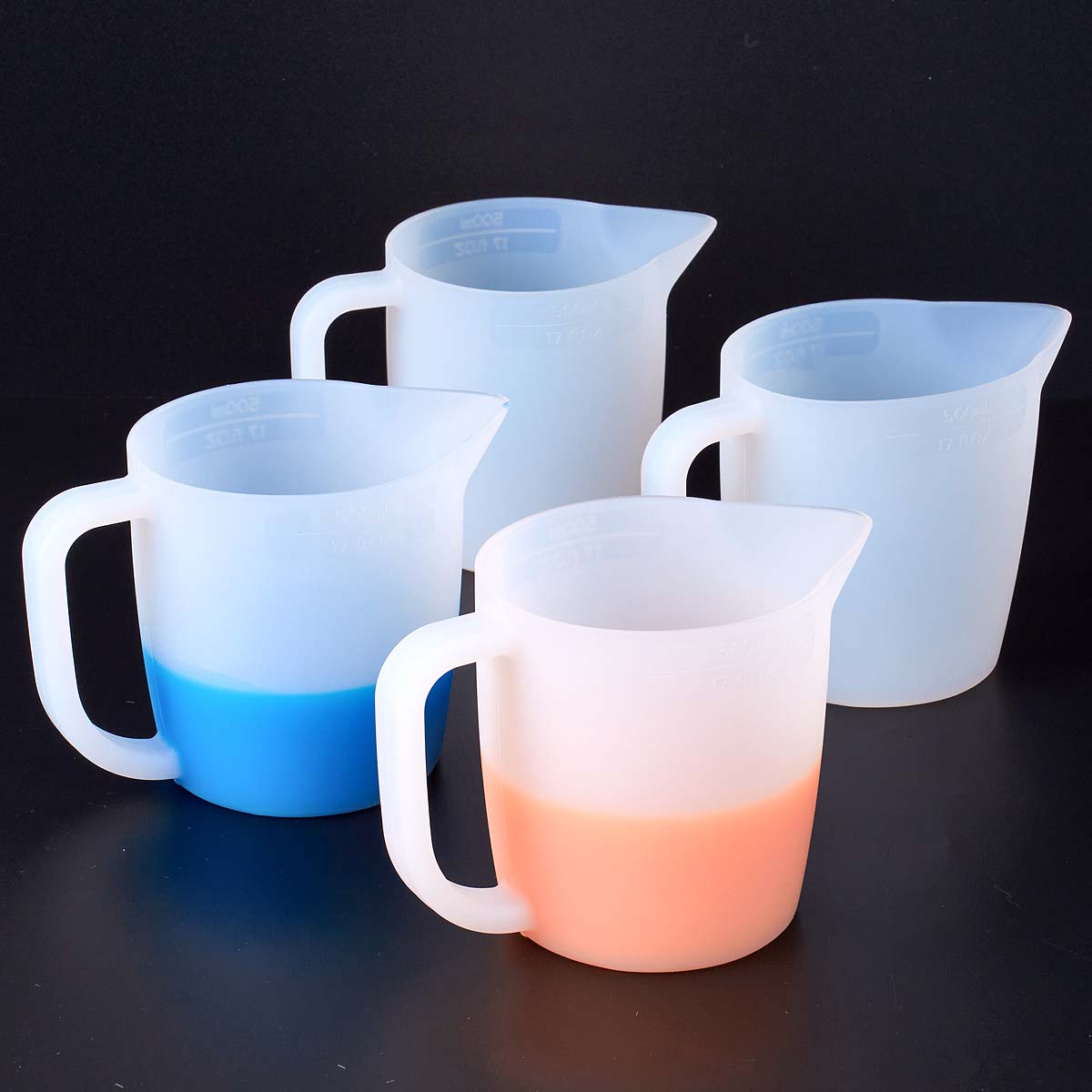Mixing Cup Silicone - 500mlシリコン計量カップ、ハンドル付き、DIY混合エポキシ樹脂顔料クラフト作成ツール、再利用可能、お手入れ簡単、目盛り付きカップ