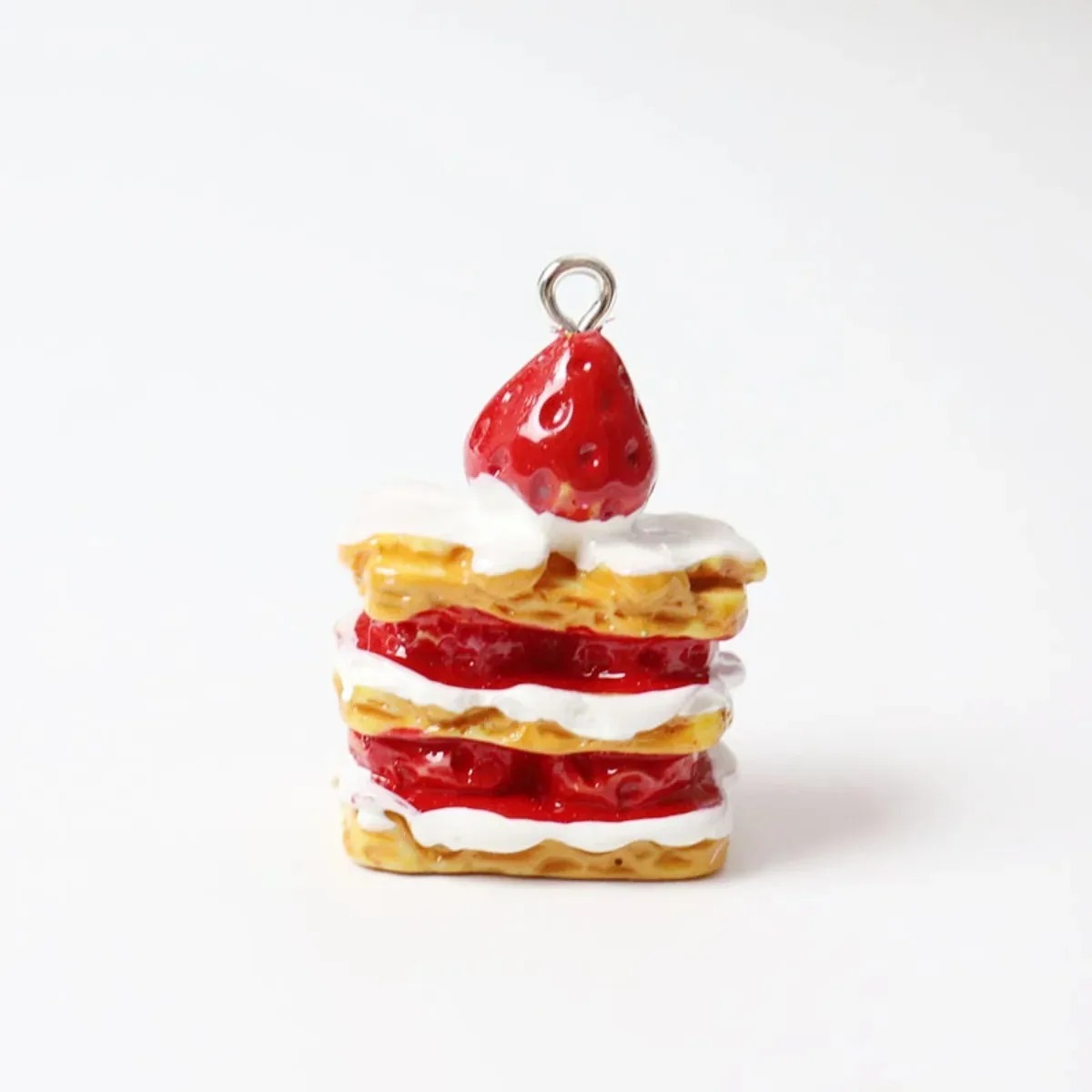 Resin Craft Projects - 10個入り ミニシミュレーションストロベリーケーキ レジンペンダント 可愛いフルーツケーキチャーム 手作りイヤリングキーホルダー作成用