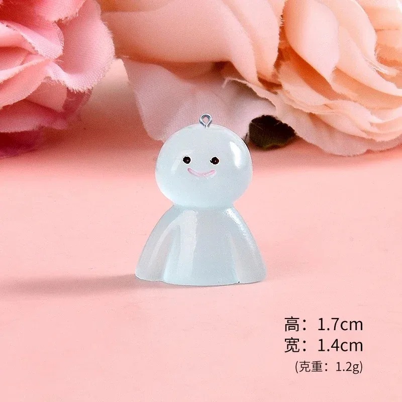 10 個暗闇で光る漫画人形樹脂チャーム発光ペンダント DIY - Resin Craft Material のレビューと価格