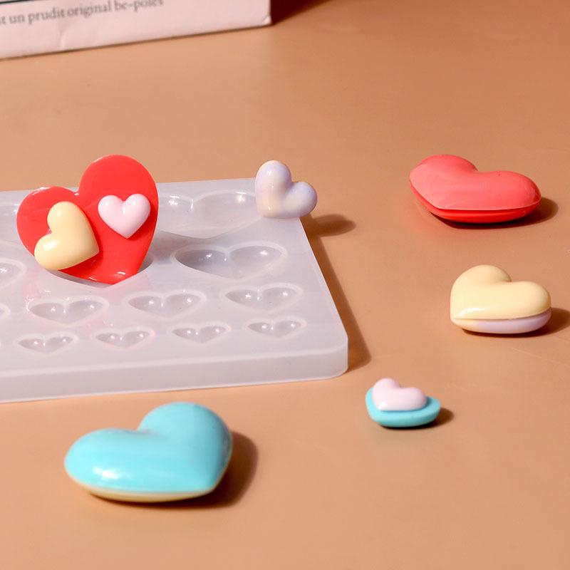 シリコーンモールドハート型ペンダント 3 サイズケース樹脂  - Resin Craft Workshop のレビューと価格