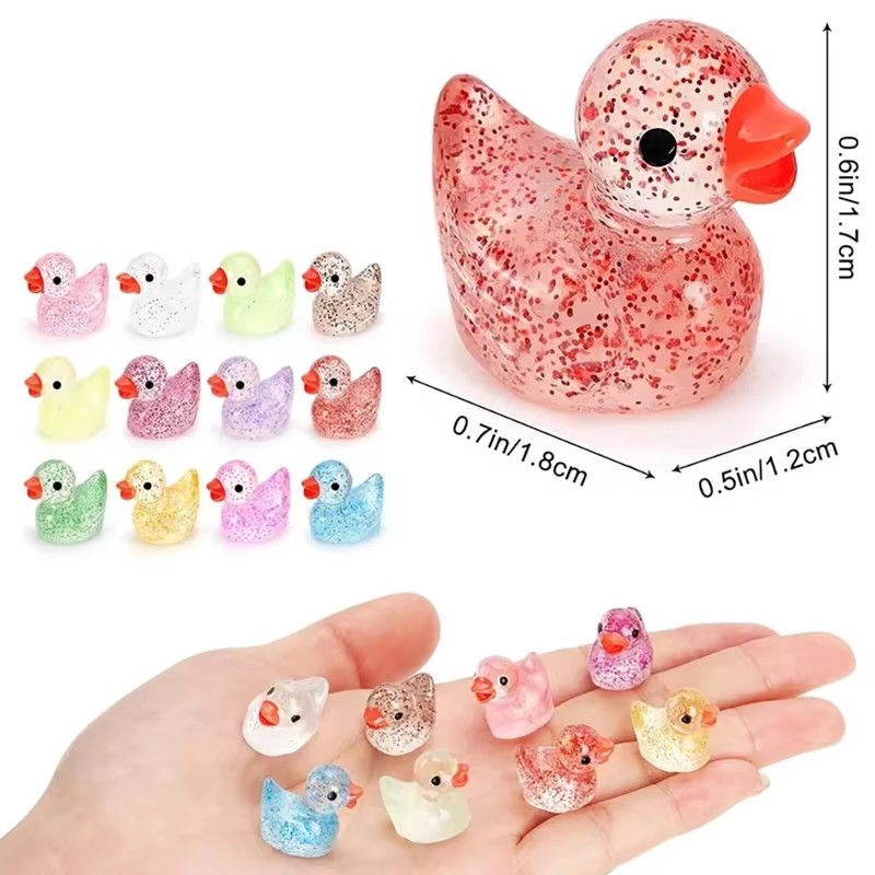 マイクロ風景かわいいキラキラピンクの小さな黄色いアヒル人形ペ - Resin Craft Material のレビューと価格