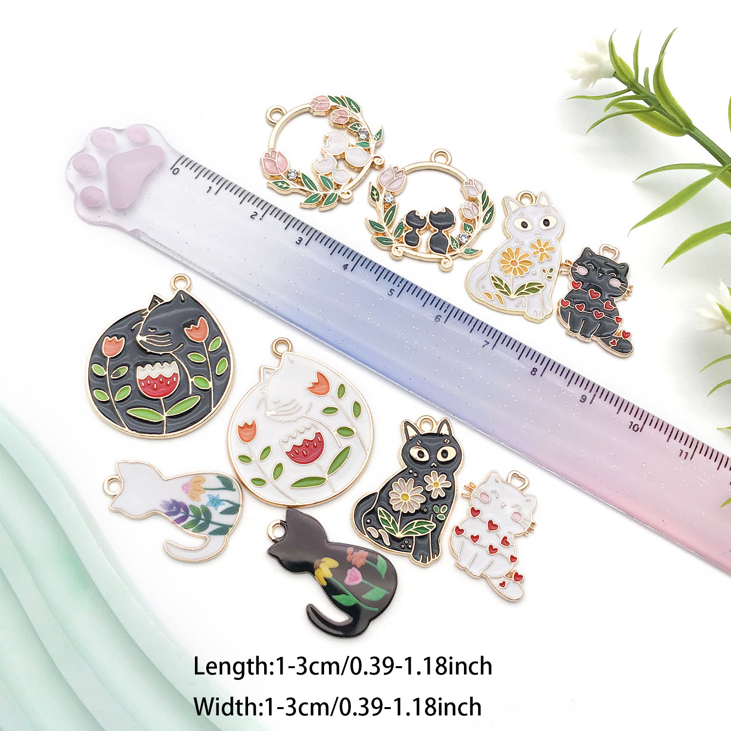 5/10個の樹脂製人気の猫チャームセット - 手作りのイヤリ - Resin Craft Material のレビューと価格