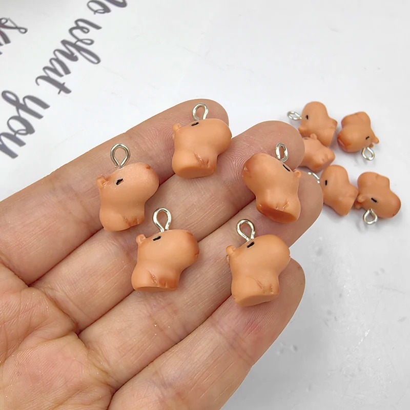 10 個のかわいい小さなカピバラチャーム、ジュエリー作成用、 - Resin Craft Projects のレビューと価格