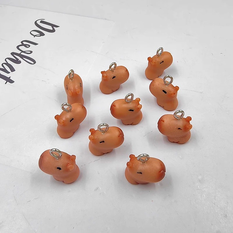 10 個のかわいい小さなカピバラチャーム、ジュエリー作成用、 - Resin Craft Projects のレビューと価格