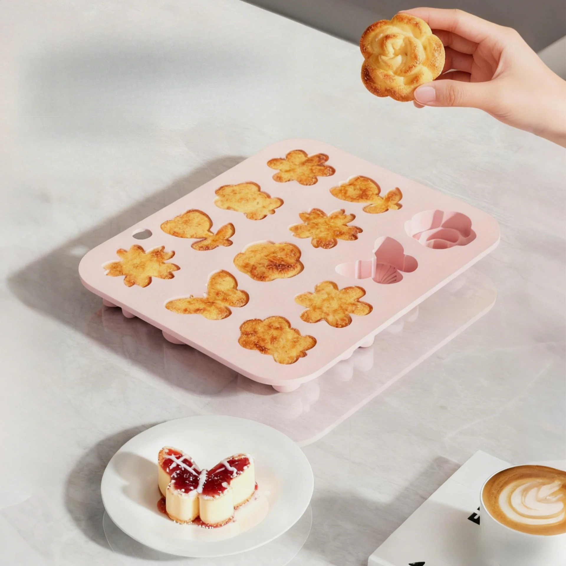 シリコン製フラワーシェイプケーキ型、マフィン、ビスケット用ノ - Silicone Mold Tray のレビューと価格